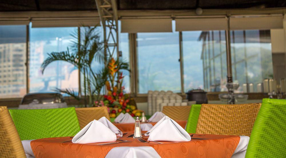 Hotel Villavicencio Plaza Екстер'єр фото
