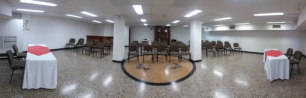 Hotel Villavicencio Plaza Екстер'єр фото